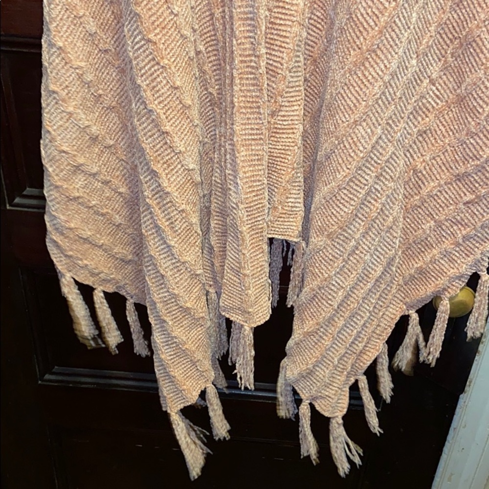 LuLaRoe Mimi Sweater Knit Wrap - Picture 2 of 5